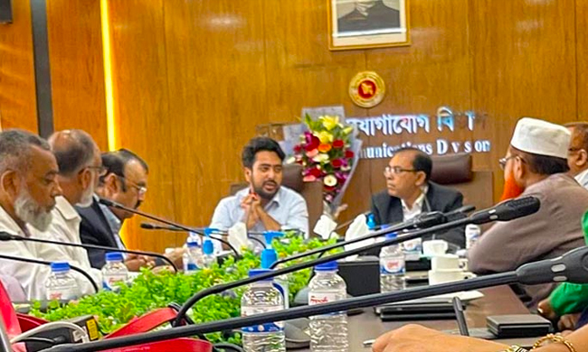 ইন্টারনেট বন্ধে কারা জড়িত, ২৪ ঘণ্টার মধ্যে জানতে চান উপদেষ্টা নাহিদ