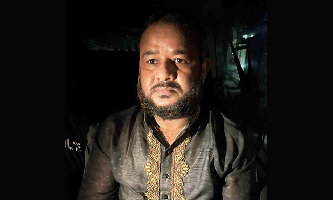 চাঁদপুরে জুলাই অভ্যুত্থানে আজাদ সরকার হত্যায় প্রধান আসামি আ.লীগ নেতা গ্রেপ্তার &nbsp;&nbsp;